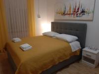 Apartamento con balcón
