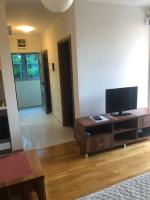 Appartamento con 1 Camera da Letto e Balcone - Piano Terra 