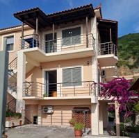 Vila Joana, near the sea, a quite place to stay - Bed and Breakfast Vlorë