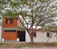 Casa cercana al Estadio Madre de Ciudades - Bed and Breakfast