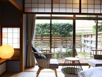 Standard Twin Room with Garden View