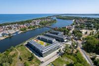 Wellness & SPA Resort Aquamarine Apartment by Noclegi Renters - B&B