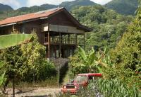 Master bed room in Bukit Cottage - Bed and Breakfast