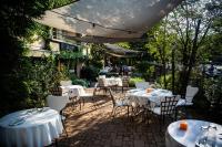 205m2 Penthouse with 75m2 Castle View Terrace and Barbercue - My Loft in Budapest - B&B Budapest