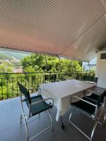 Apartment mit 3 Schlafzimmern und Terrasse