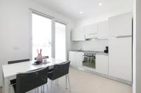 Apartment mit Balkon