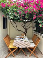 Casa Buganvilla con piscina en San José Sotillo - B&B San José