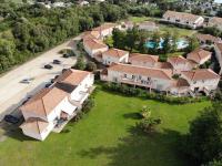 VILLA MARYSABEL , maison T4 duplex, résidence villa de melody avec 2 piscines, mer à 500 m - B&B Santa-Maria-Poggio