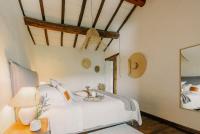 Studio - Split-Level