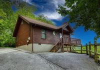 B&B Gatlinburg - Mountain Laurel Lookout - 2bedroom 1 bath - Mountain Views - Bed and Breakfast Gatlinburg