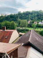 FELIX LIVING 7, Gruppenwohnung mit Oberhausblick, Dachterrasse & Parkplatz - B&B Passavia