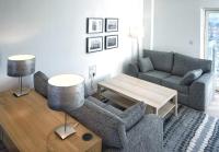 Elegant and Bright Seaside APT in Swansea Marina - Chambres d'hôtes Swansea