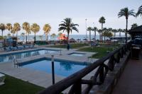 Estudio dúplex a 150 metros de la playa - B&B Benalmádena