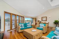 Byron Bay Accom - Pipis Apartment 2 - 2/2 Fletcher