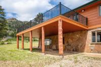 Frontier Mountain Retreat - Monthly Long-Term Vacation Rental 30 Days Minimum -- Estes Park apts - Chambres d'hôtes Estes Park