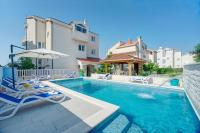 Luxury Apartment Plavi Biser - Bed and Breakfast