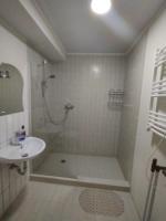 Apartment mit Balkon