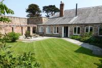 The Coach House within heritage Tregrehan Garden on Cornwall's South Coast - Ferienwohnung