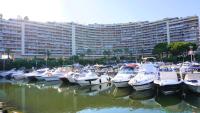 Cannes Marina, T3 vue Mer, Piscine, By Palmazur - B&B Mandelieu-la-Napoule