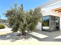 LeBlanc Luxurious Beachfront Villa by Goutos Luxury Living - Chambres d'hôtes Ermióni