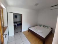 Studio Apartment Iva - 50 m from the sea-balcony - B&B Pag