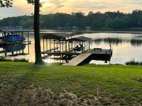 Serenity - Waterfront 3 Bed, 2 Bath, Water Toys, EV Charger - B&B Bracey
