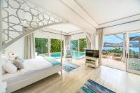 Suite with Private Pool