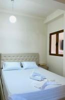 Villa EnSalv Berat - Apartment - Room - Penthouse - B&B