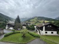 Gemeaux S, studio proche pistes de ski et village - B&B La Clusaz
