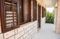 Kuća za odmor kameni dvori - B&B