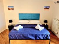One-Bedroom Deluxe Apartment