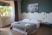 Camera Matrimoniale con Balcone e Vista Mare