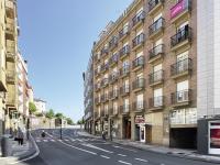 Always Easy I Cristina Enea - B&B