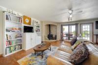 Fredericksburg Retreat with Private Hot Tub and Patio! - Chambres d’hôtes Fredericksburg