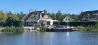 Vakantiehuis aan het water in Friesland - B&B