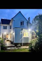Spacious Semi-detached Southsea House, Free Parking On Drive - Chambres d'hôtes Portsmouth