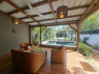 Tropical 3-bedrooms Coastal Residence Creolia - Bed and Breakfast Grand Baie