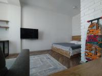 AURA on Shevchenko 99b - Ferienwohnung Bischkek