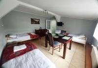 Chambre Triple avec Salle de Bains Privative