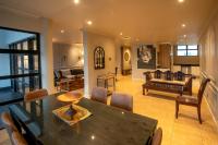 Penthouse Pleasure at Point Harbour - B&B Durban
