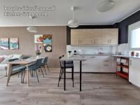 Kavics Apartman Tata - Bed and Breakfast