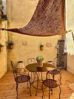 Lou Paseo : Appartement Brocante centre historique - B&B L'Isle-sur-la-Sorgue