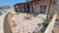 Luis Penthouse - Ferienwohnung Berat