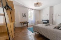 Le Pied à Terre d'Ernest, Terrasse-Calme-Cosy - B&B Limoges