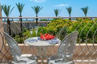 B&B Caesarea - Mina's Suites - קיסריה - Bed and Breakfast Caesarea