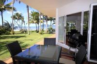 Beaches No 4 - Absolute Beachfront - B&B South Mission Beach