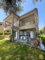 Sea Breeze Villa - B&B