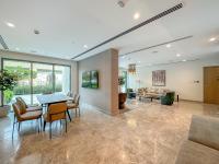 EDEN'S Homes & Villas - Burj Royale - B&B