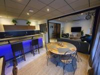 LE GARIBALDI - CENTRE VILLE - parking privatif - B&B