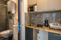 Studio Apartment with Queen Bed